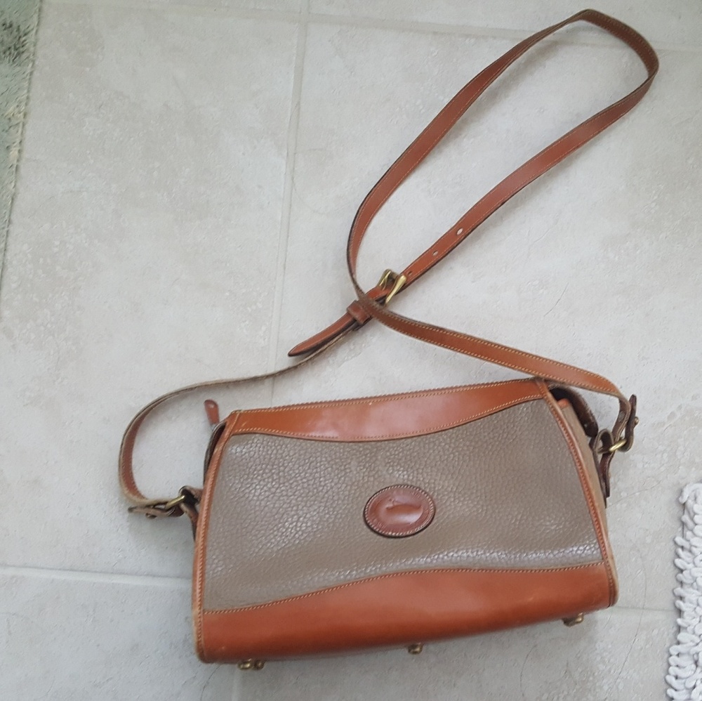 Dooney and Bourke vintage crossbody